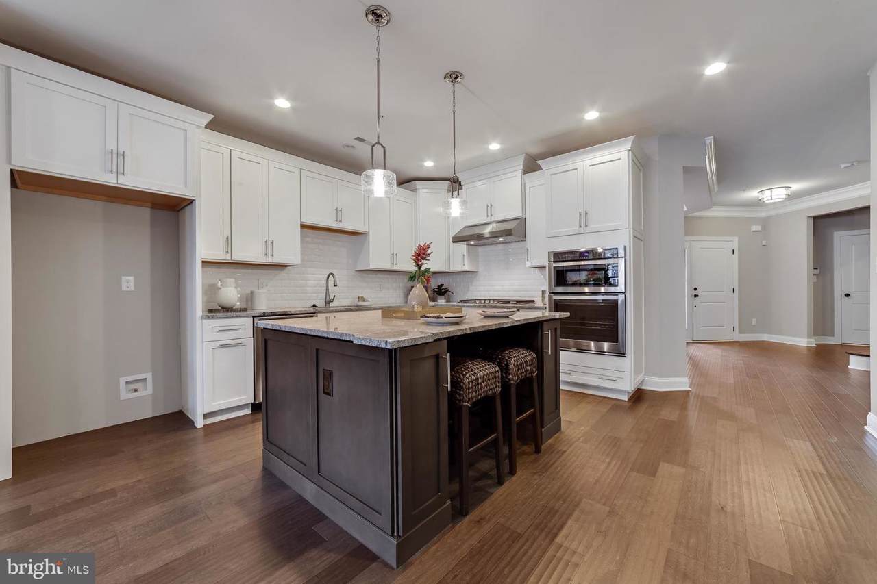 142 Iron Hill Way - Photo 1
