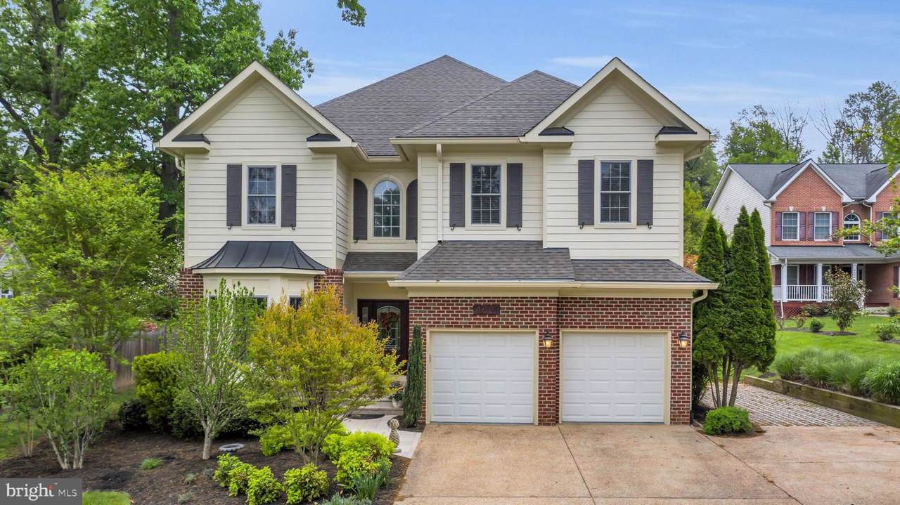 4621 Holly Avenue - Photo 1