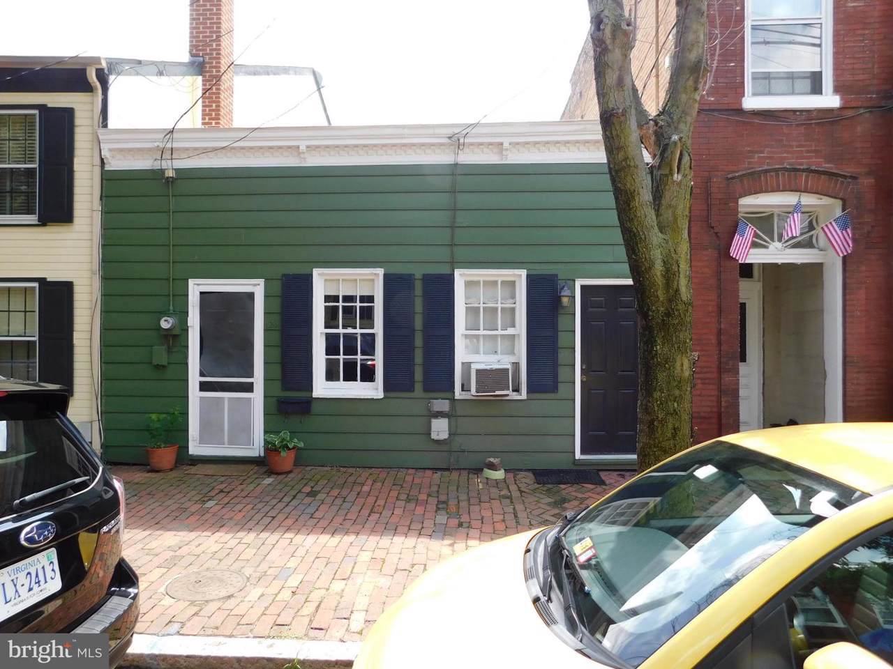 1126 Prince Street - Photo 1