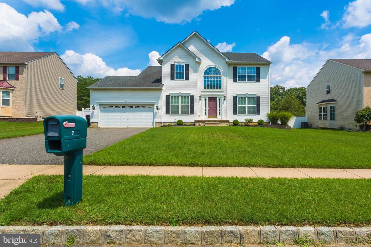 7 Patriot Court - Photo 1