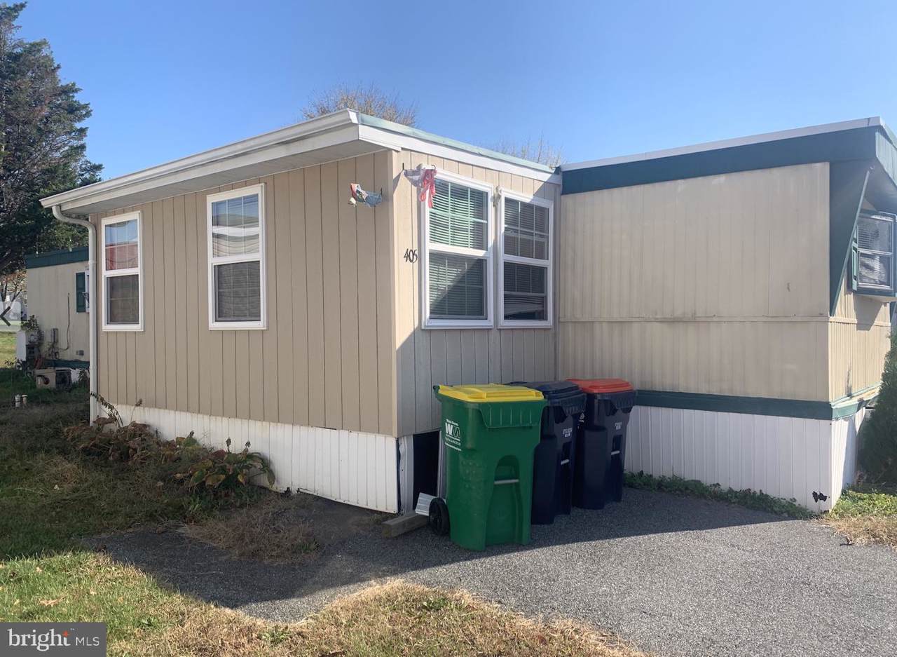 405 Alder Avenue - Photo 1