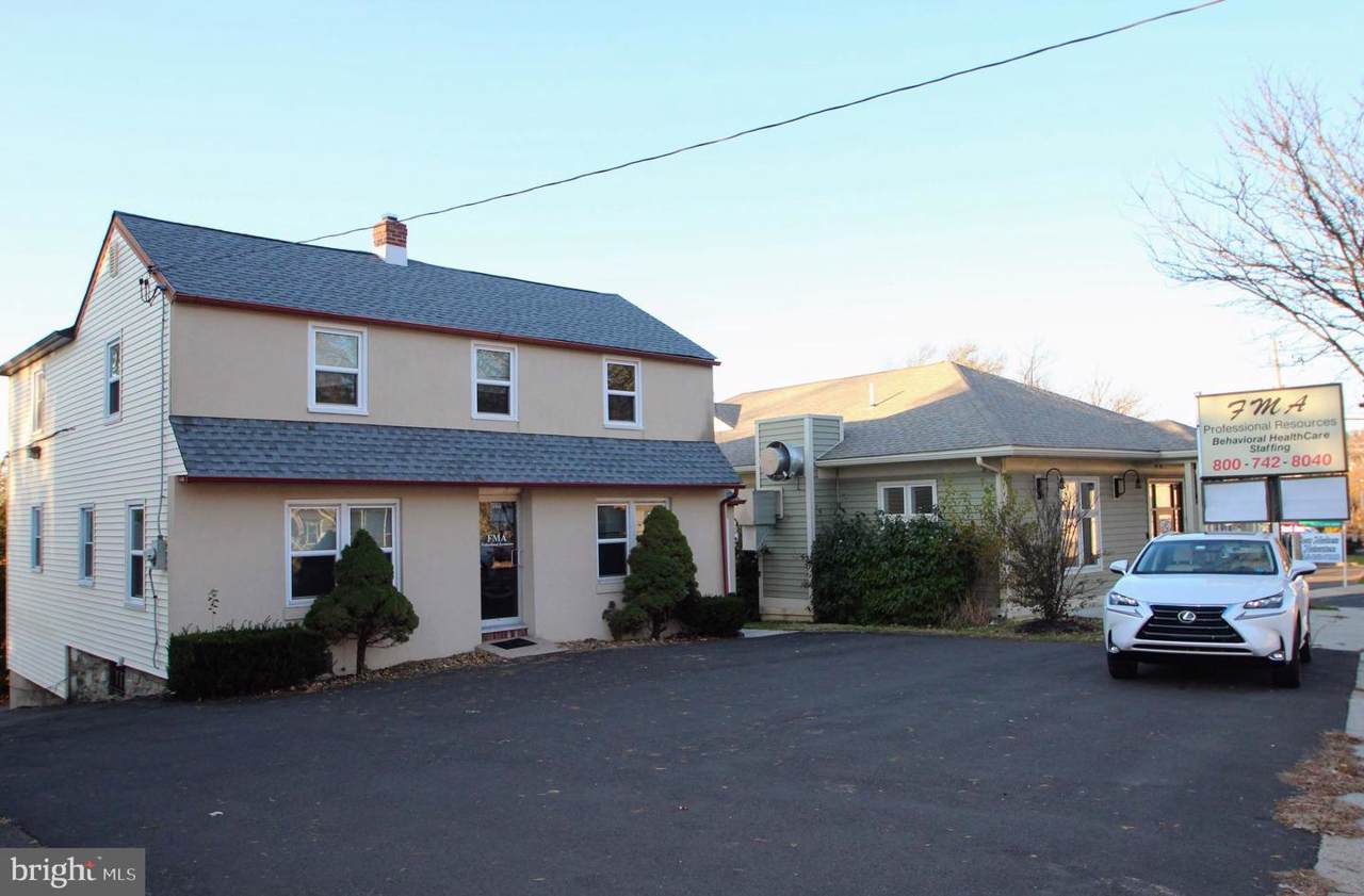 1916 Old York Road - Photo 1