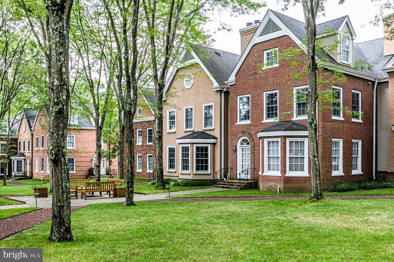 59 Governors Lane - Photo 1