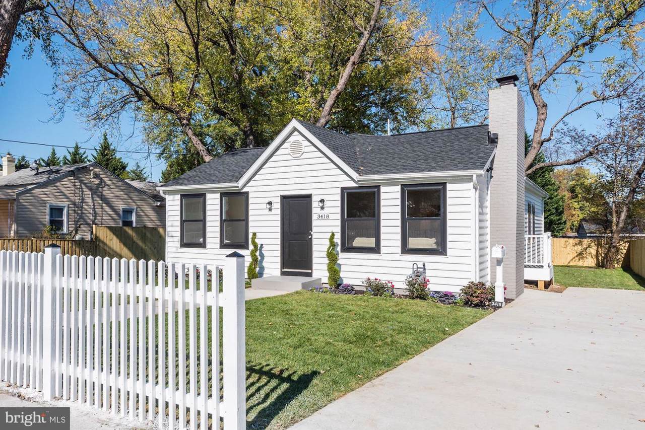 3418 Elmwood Drive - Photo 1