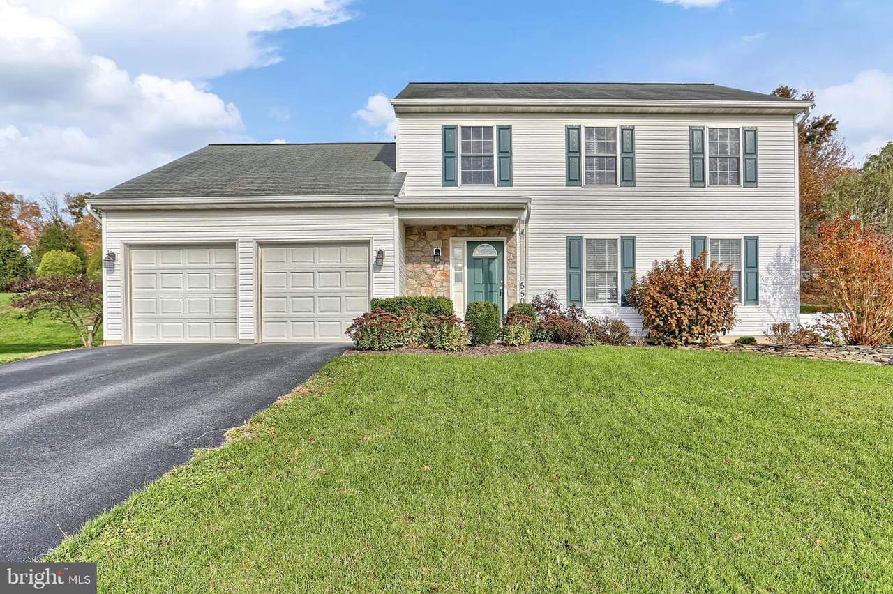 550 Silver Maple Court - Photo 1
