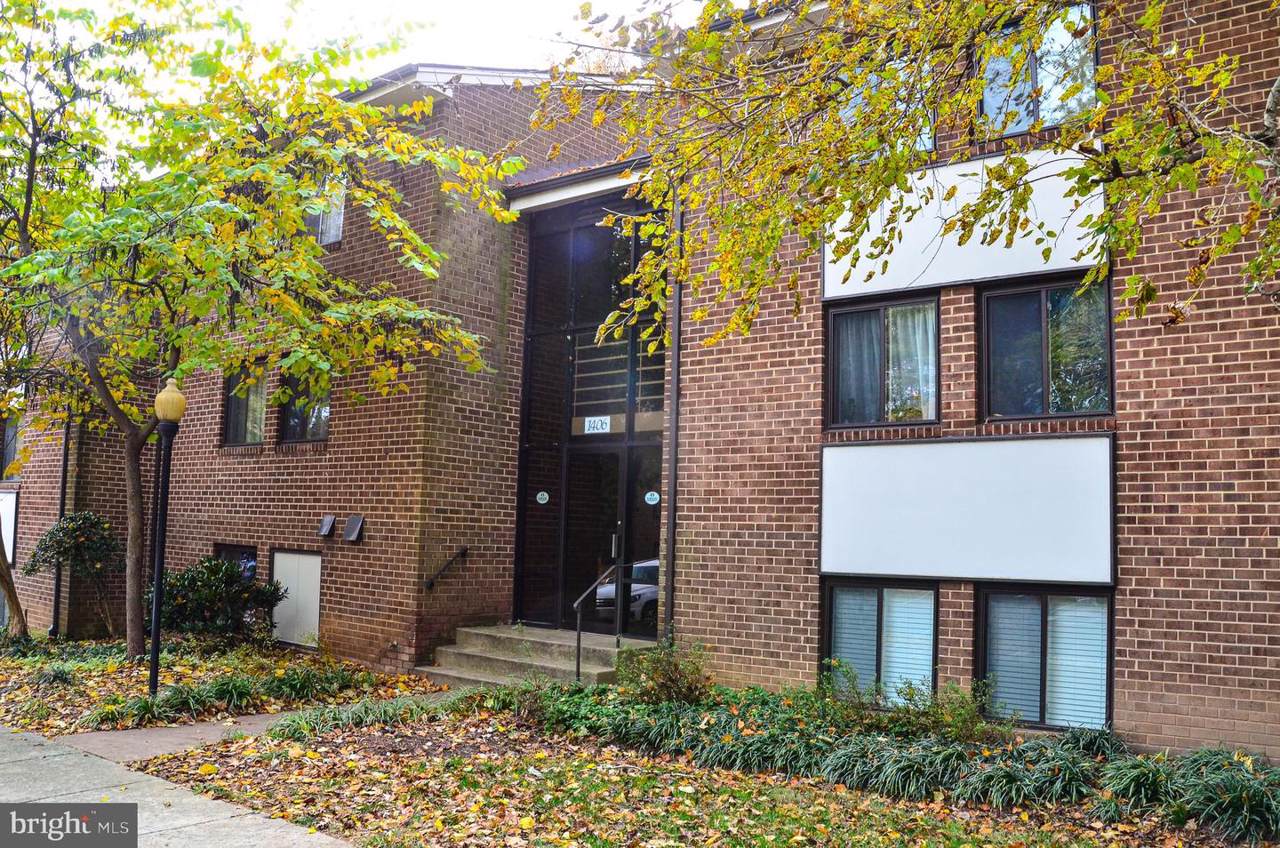 1406 Northgate Square - Photo 1
