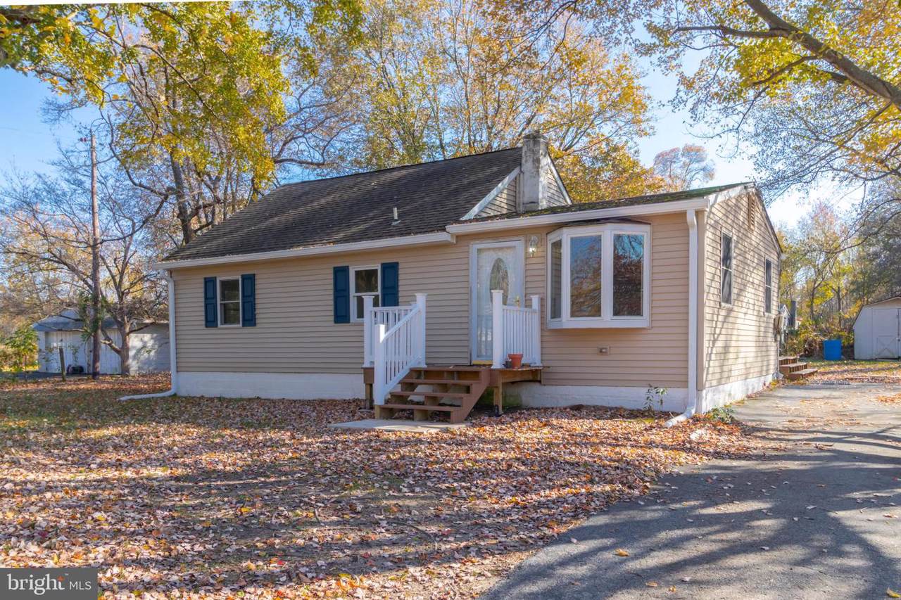42 Meadow Road - Photo 1