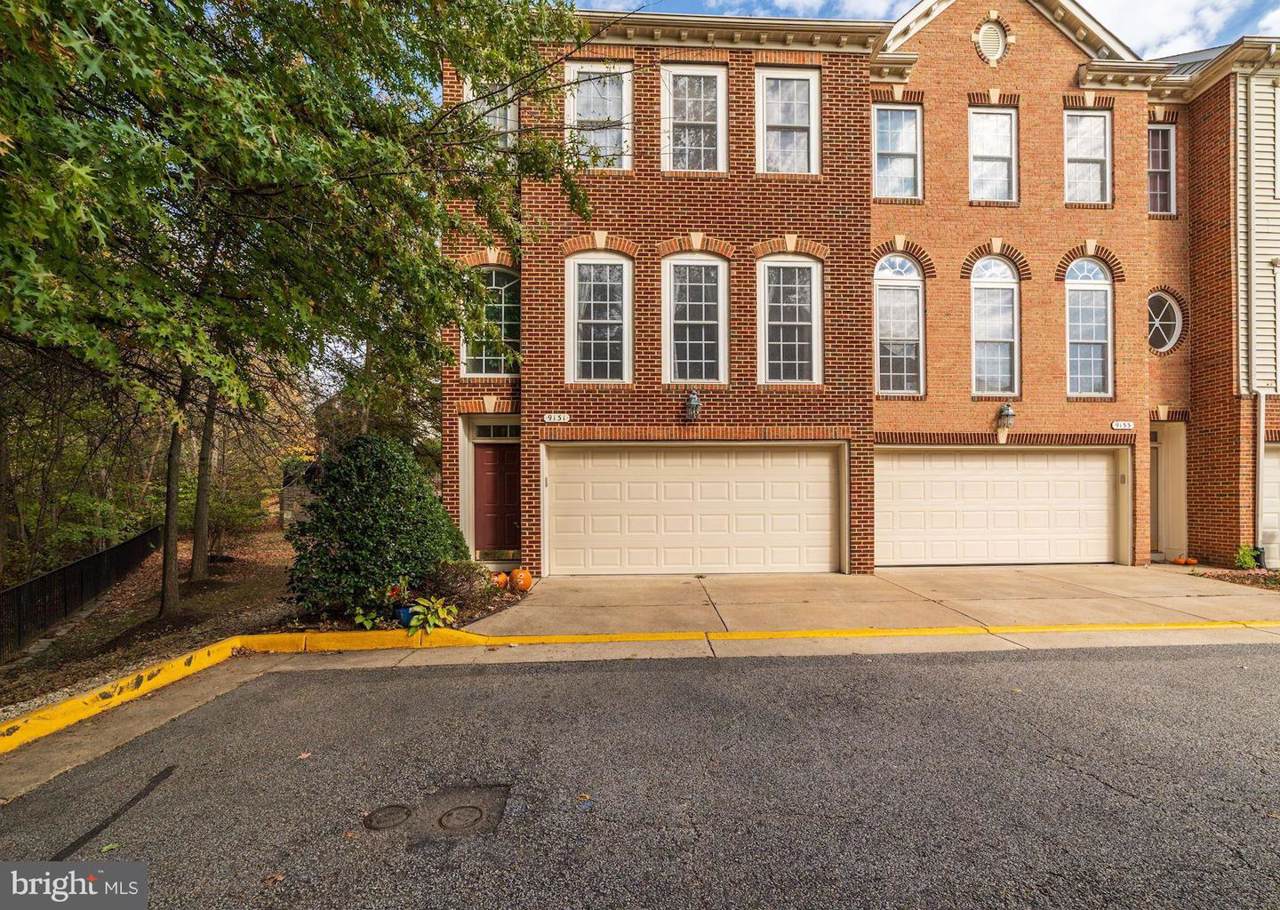 9131 Silvershadow Court - Photo 1