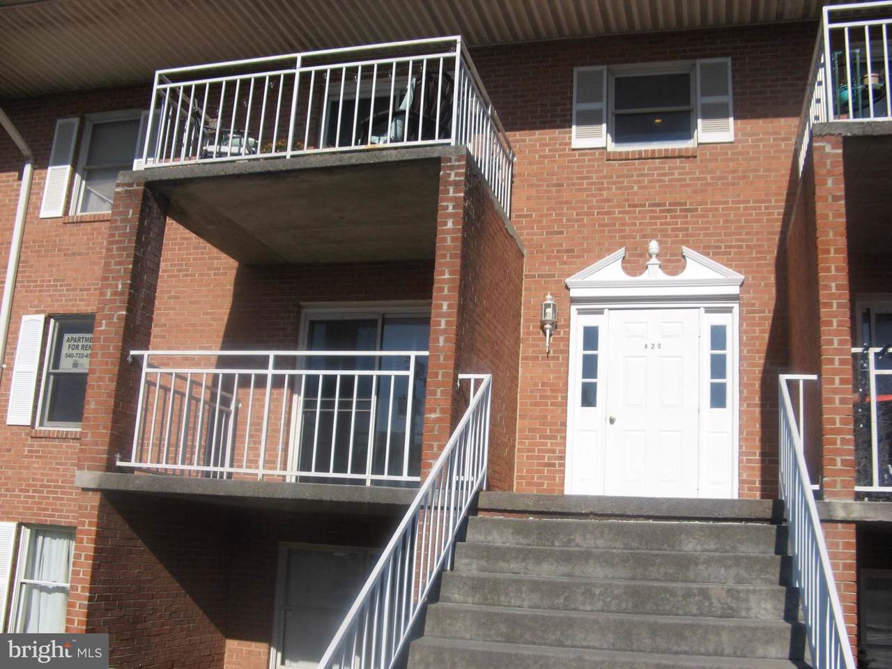 820 Locust Street - Photo 1