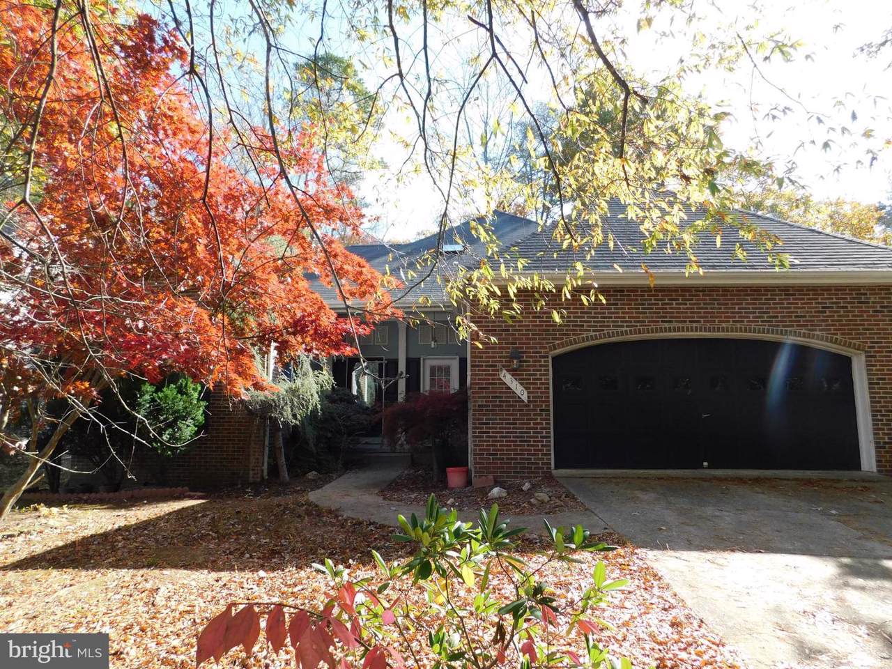 4310 Lakeview Pkwy - Photo 1