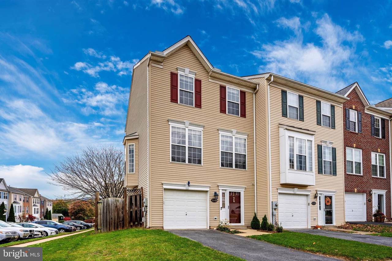 2401 Wynfield Court - Photo 1