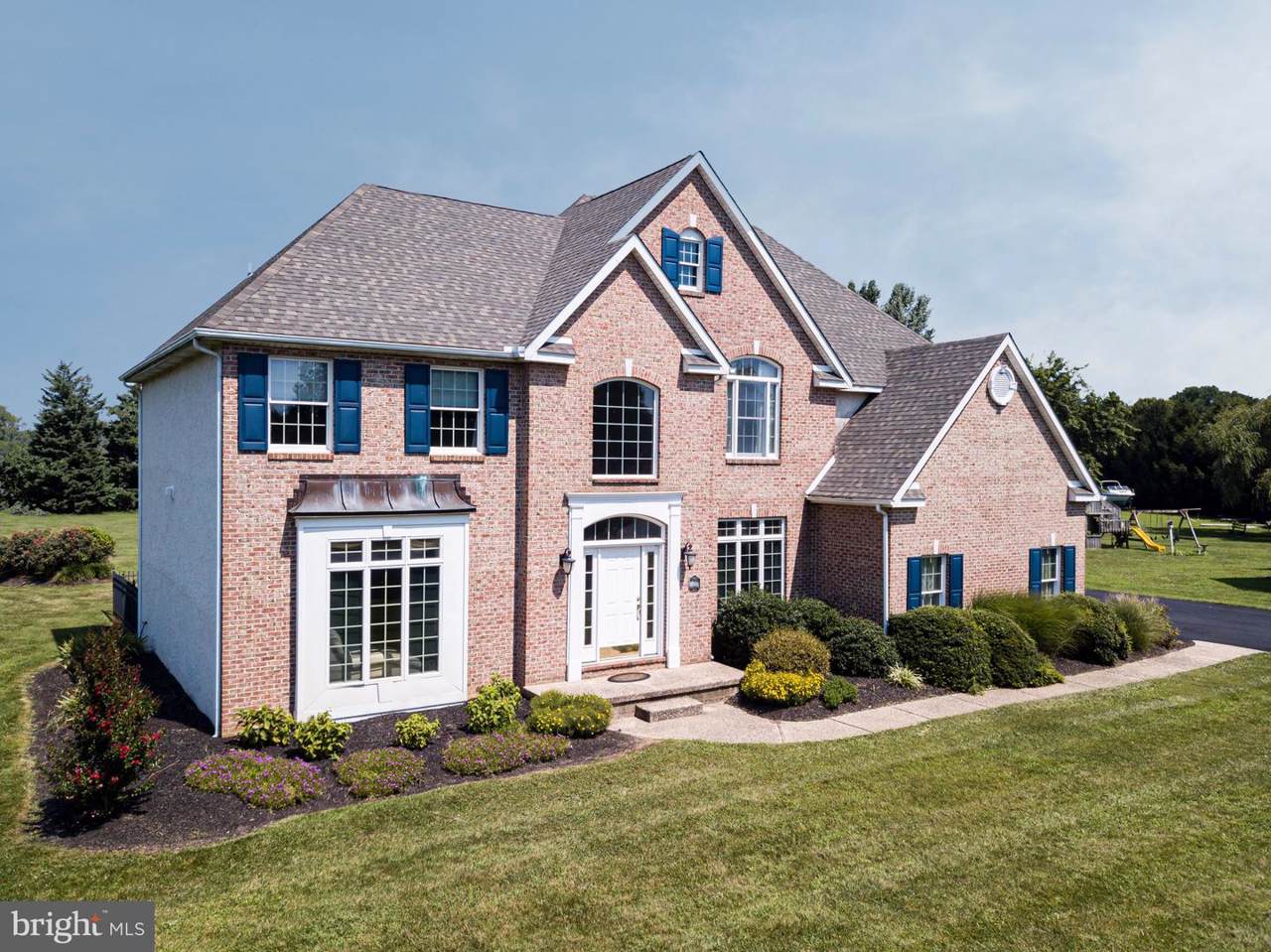 113 Sassafras Drive - Photo 1