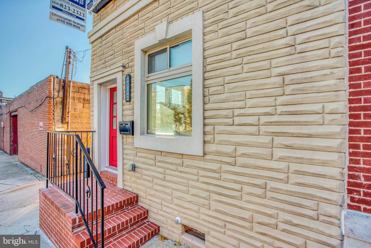 3723 Claremont Street - Photo 1