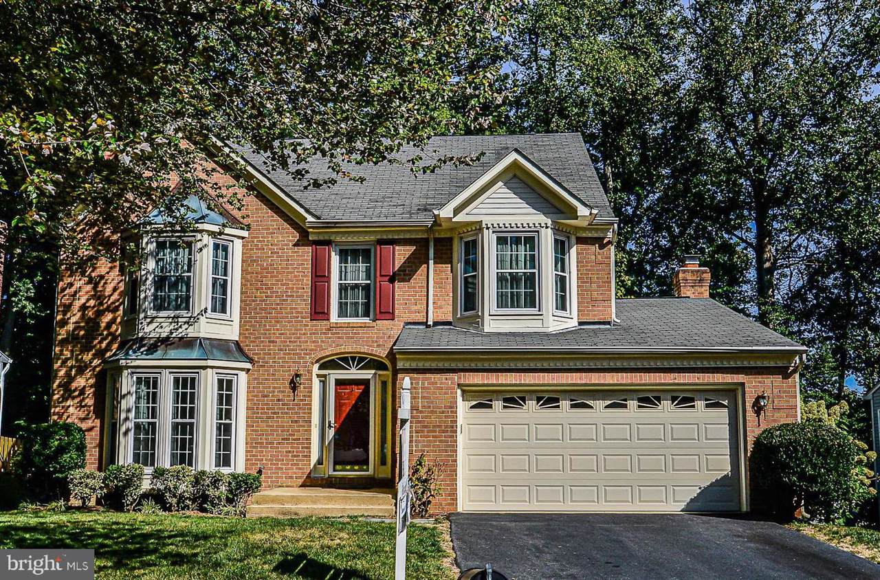 9110 Wood Pointe Way - Photo 1