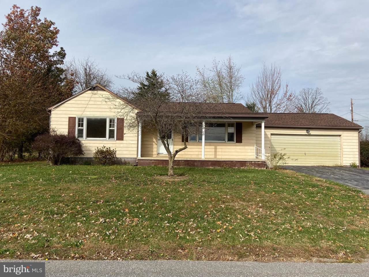653 Alexander Spring Road - Photo 1