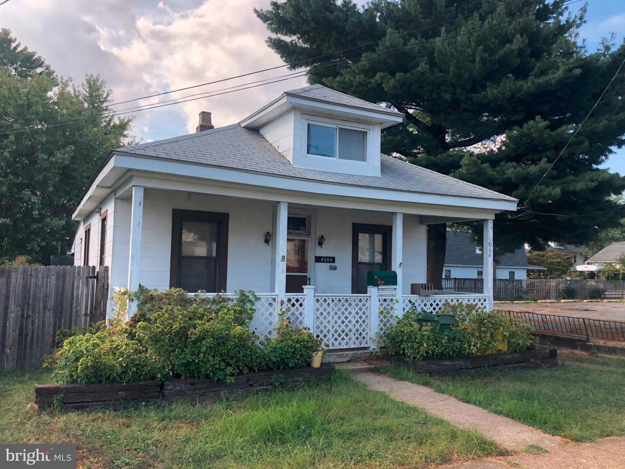 4204 4TH Street - Photo 1