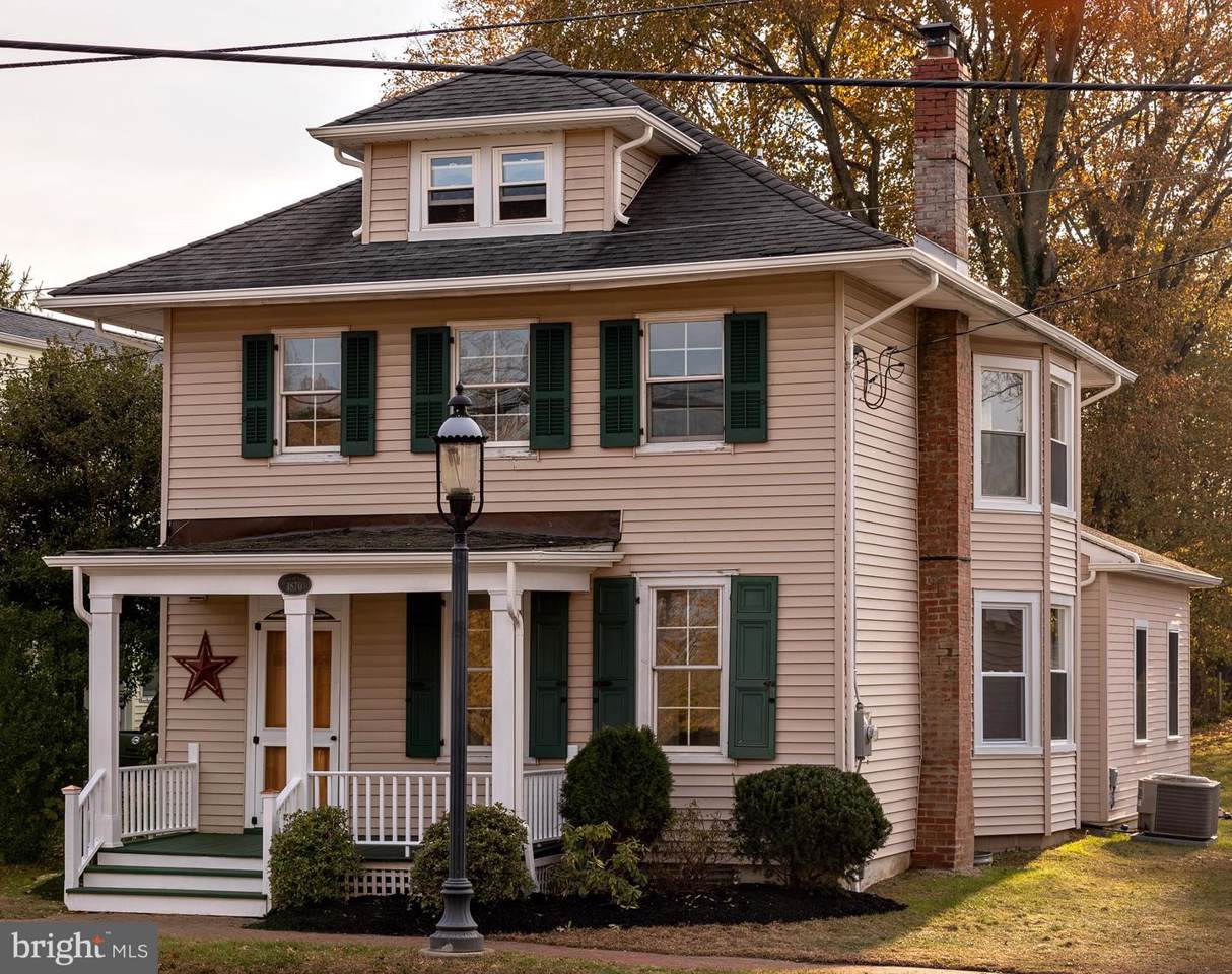 58 Church - Photo 1
