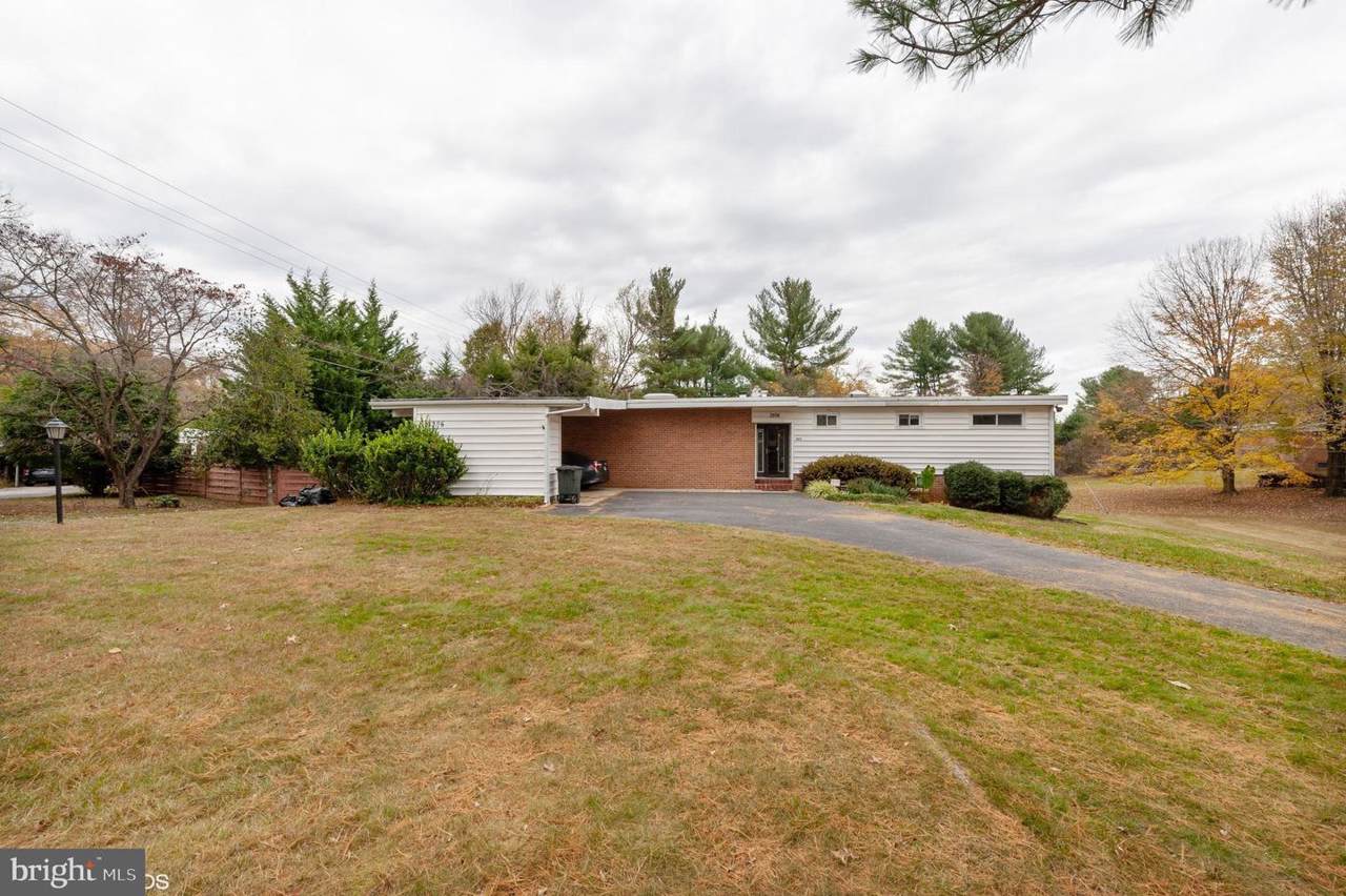 3206 Lightfoot Drive - Photo 1
