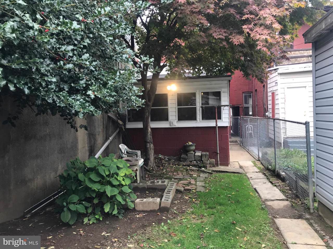236 Poplar Street - Photo 1