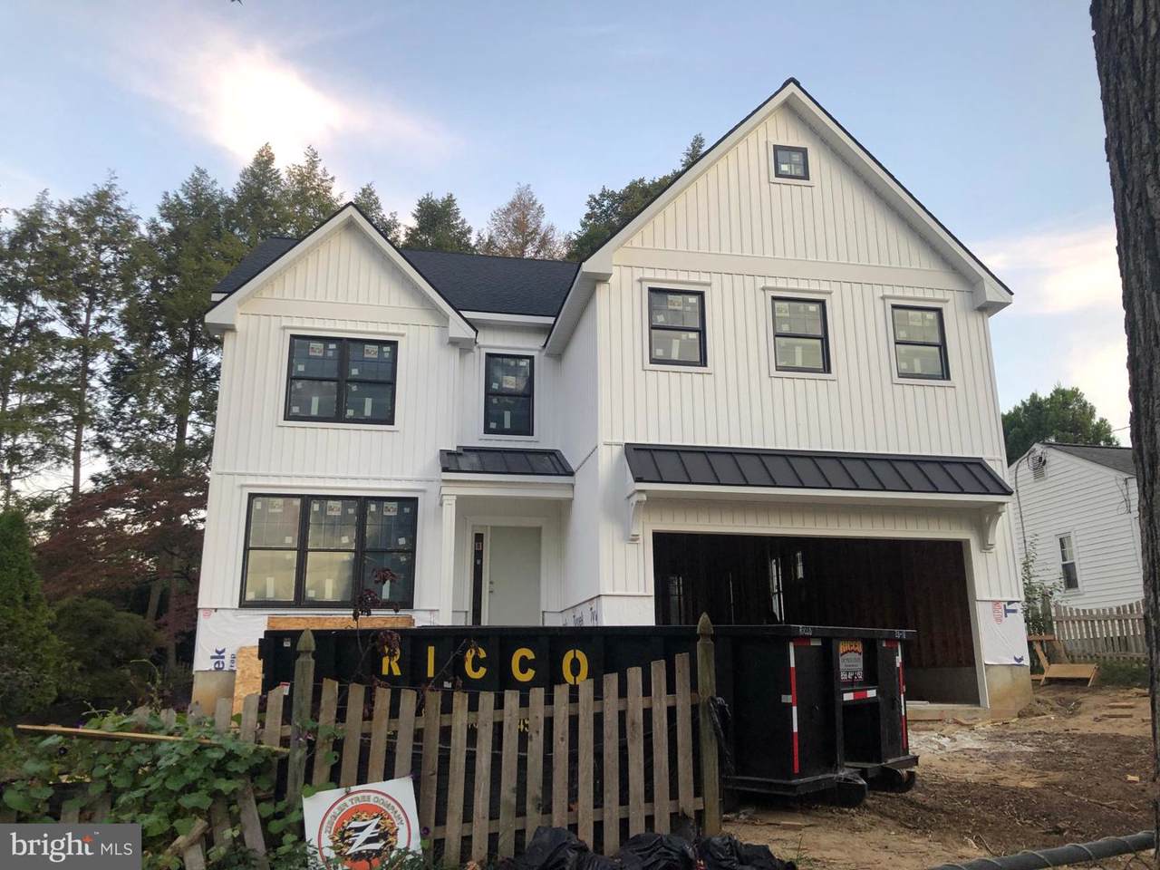 209 Merion Avenue - Photo 1