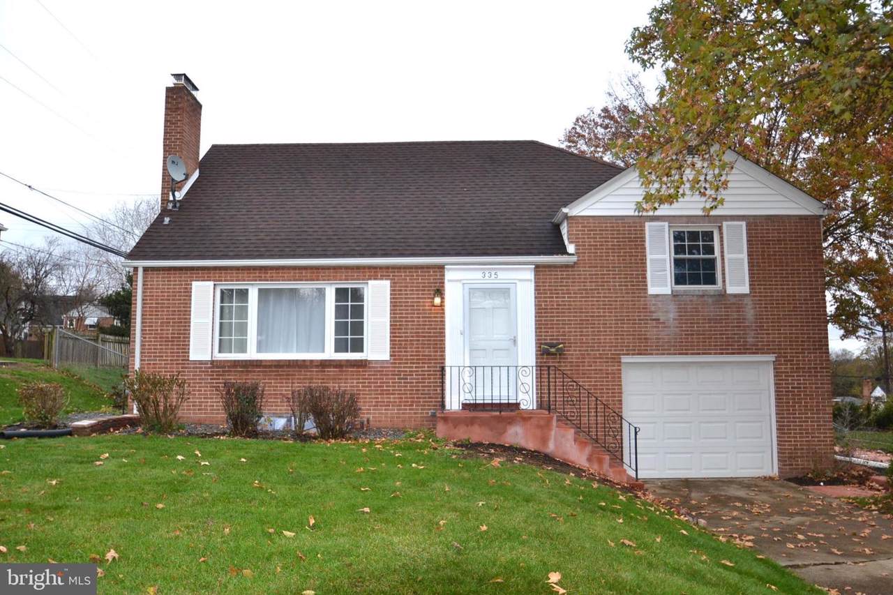 335 Rosewood Lane - Photo 1