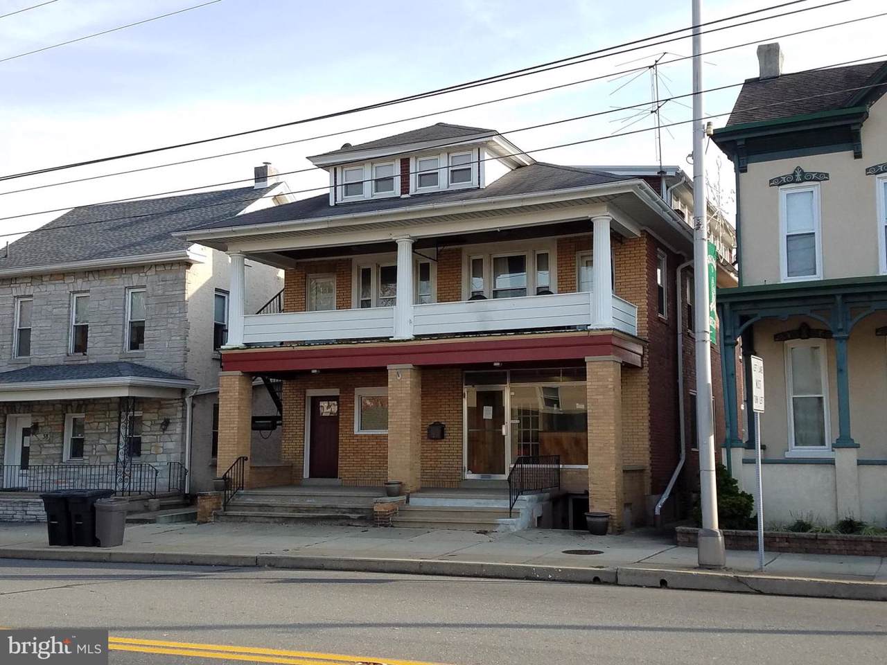 34 Lancaster Avenue - Photo 1