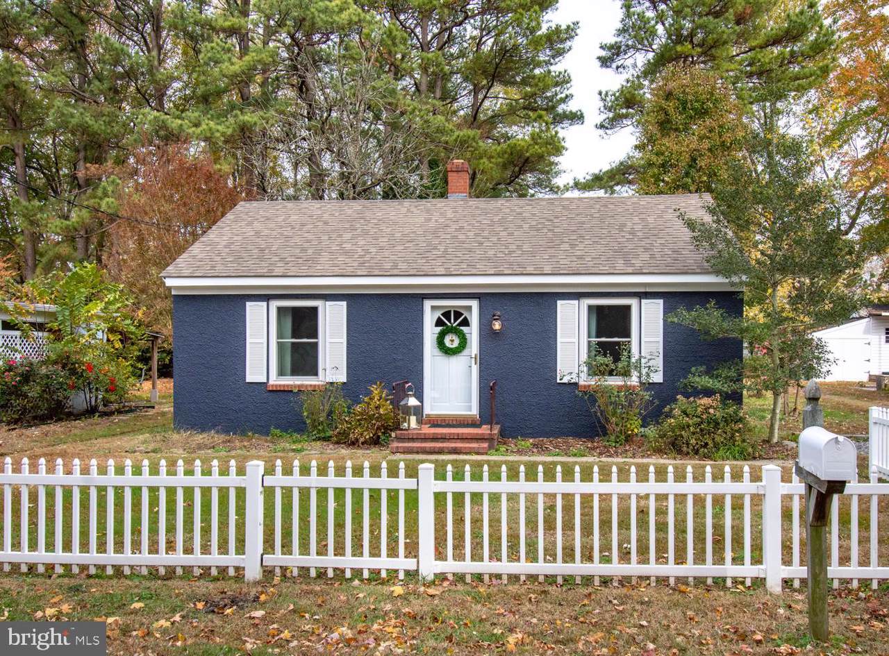 503 Railroad Avenue - Photo 1