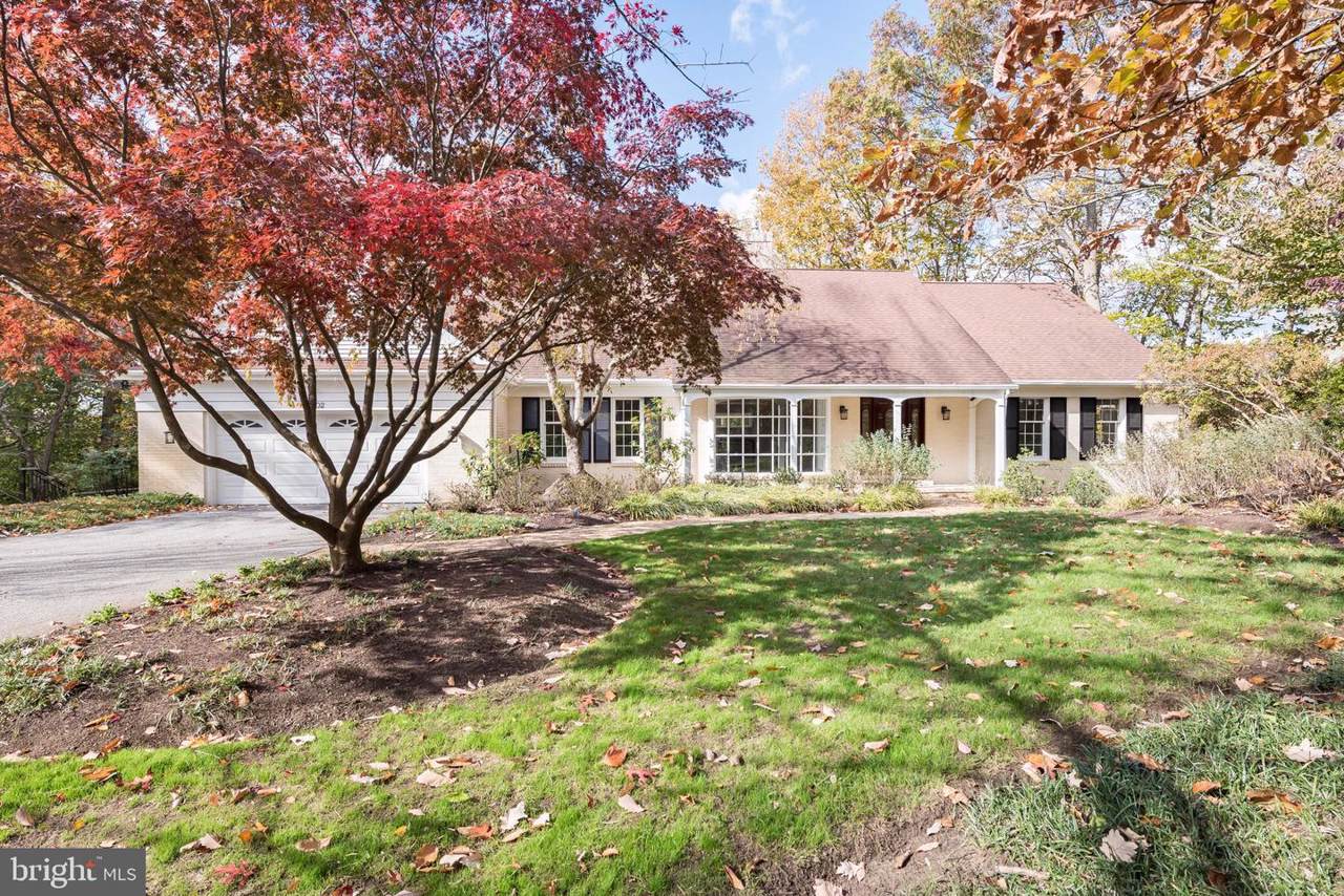 1302 Eva Gude Drive - Photo 1