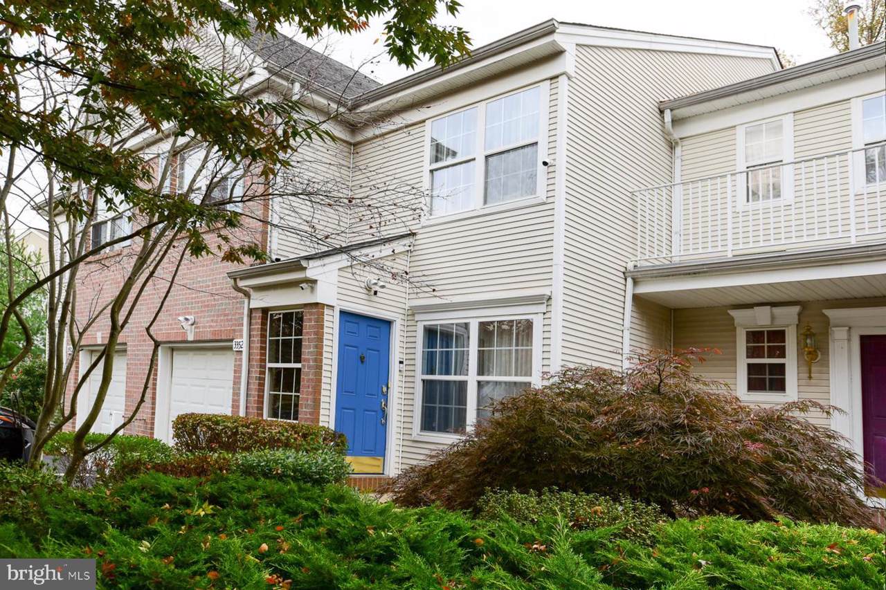 3352 Woodland Circle - Photo 1