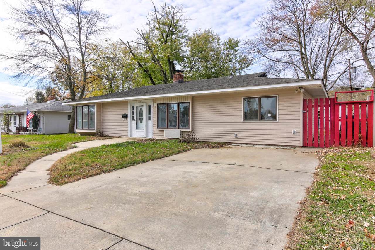 1019 Marrows Road - Photo 1