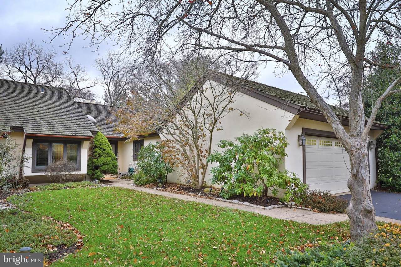 8 Springhouse Lane - Photo 1