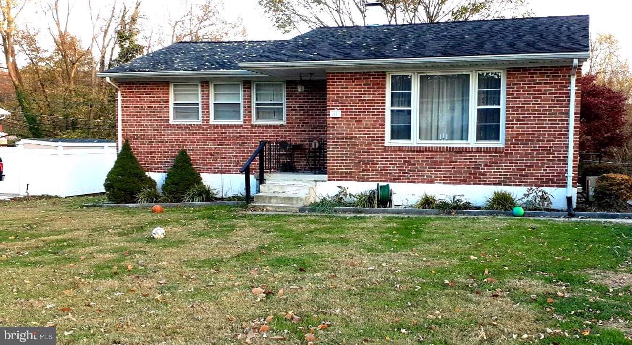 21 Bradbury Road - Photo 1