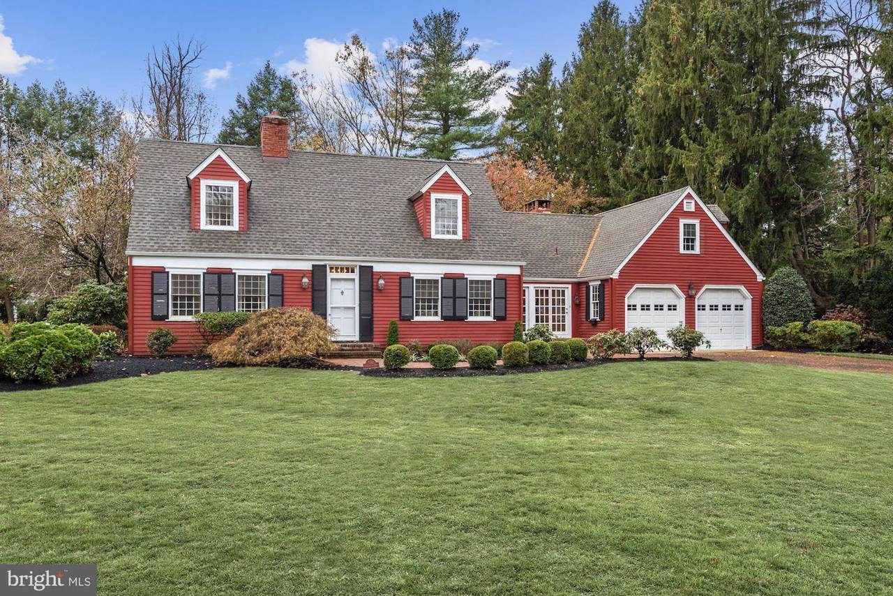 730 Stanwick Road - Photo 1