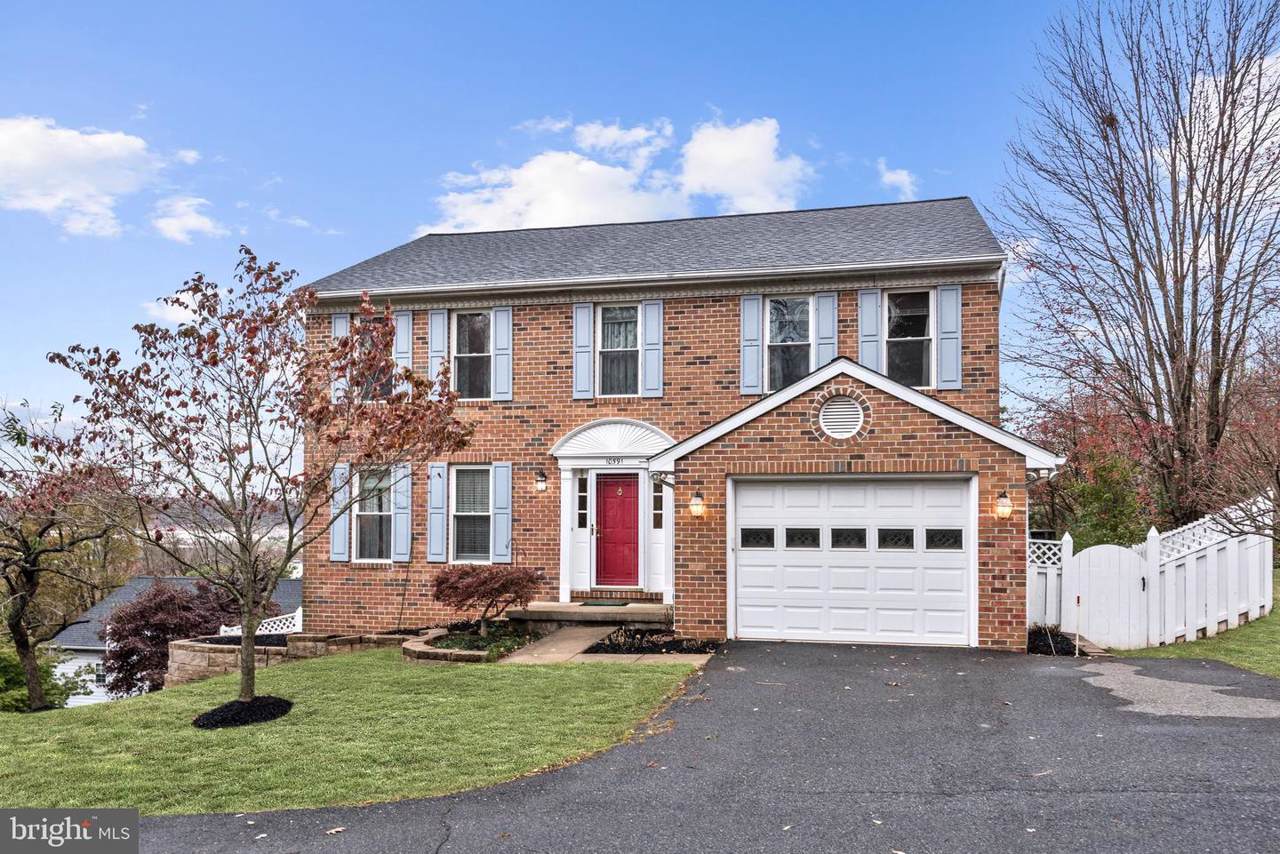 10591 Topsfield Drive - Photo 1