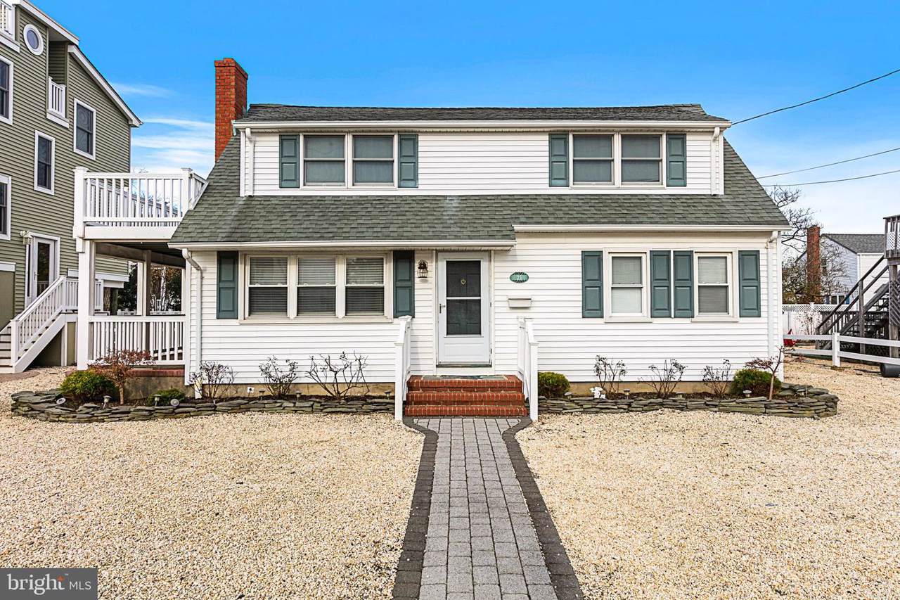 25 Colorado Avenue - Photo 1