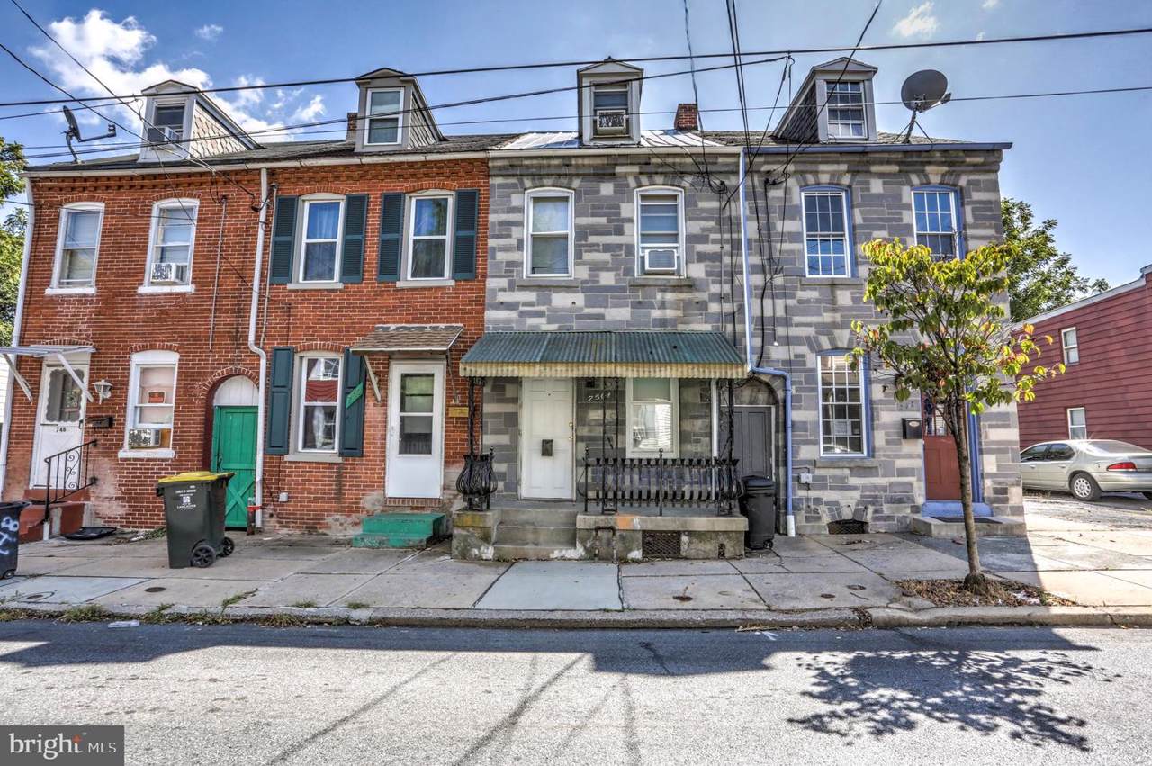750-1/2 High Street - Photo 1