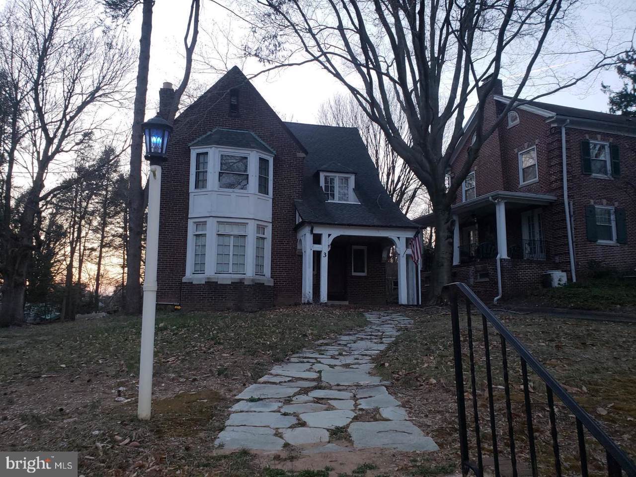 3 Buckingham Avenue - Photo 1