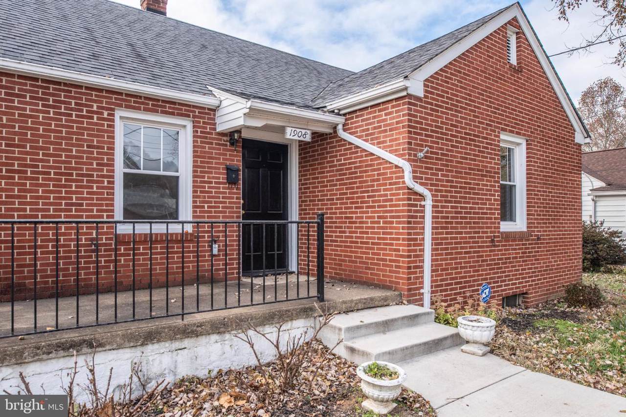 1908 Pollock Street - Photo 1