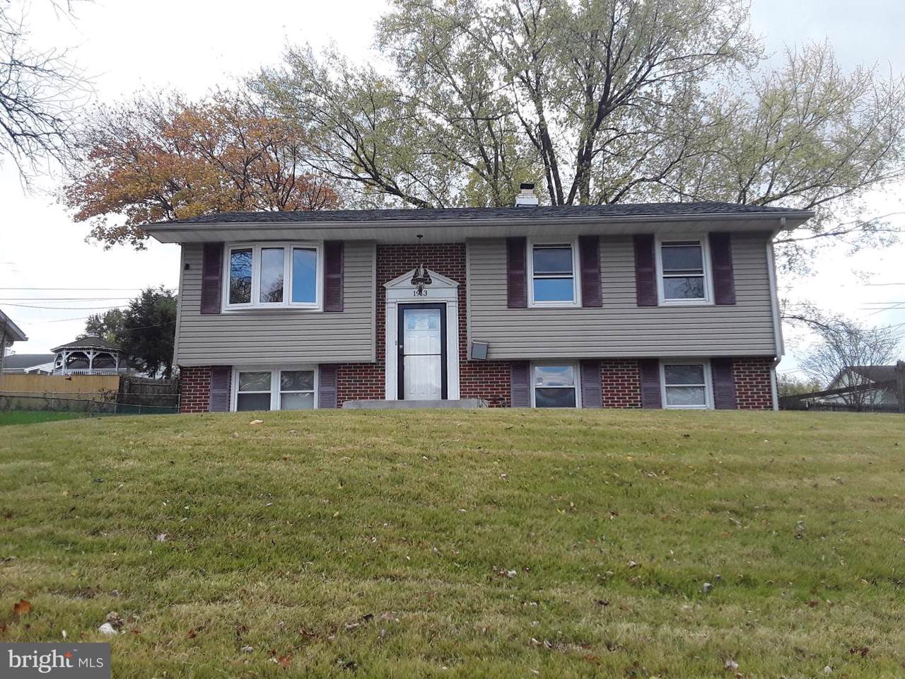 1913 Bayberry Road - Photo 1