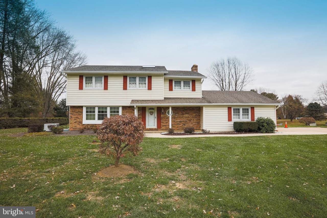1315 Gunston Road - Photo 1