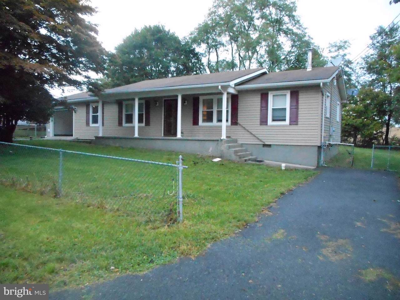 219 Apple Tree Drive - Photo 1