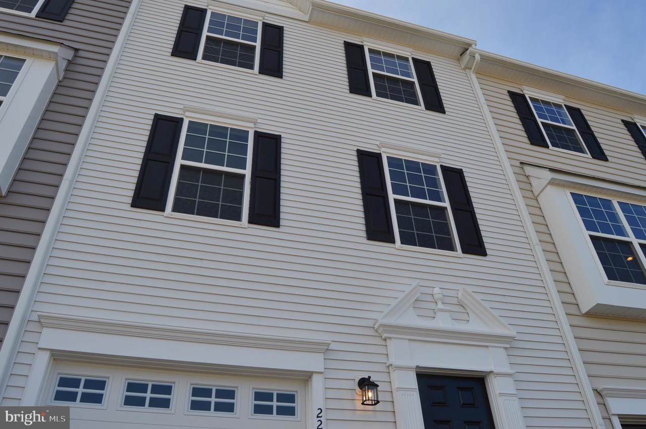 221 Spring Lane - Photo 1