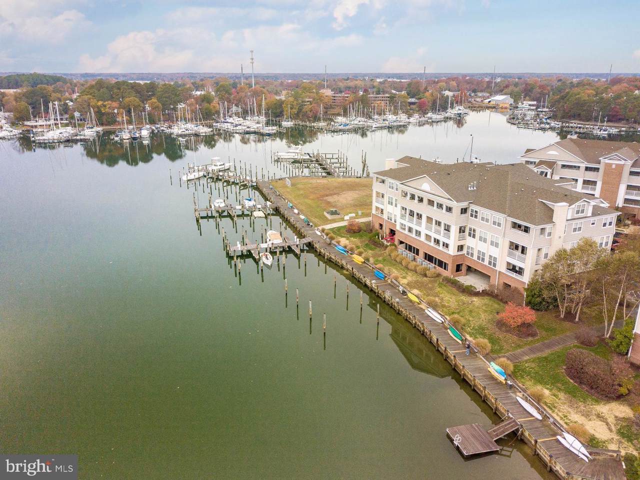 834 Oyster Bay Place - Photo 1