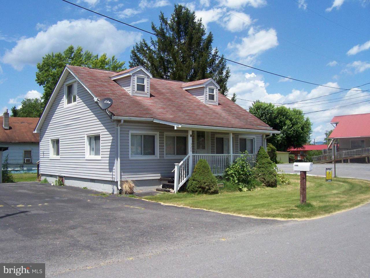 320 Willow Street - Photo 1