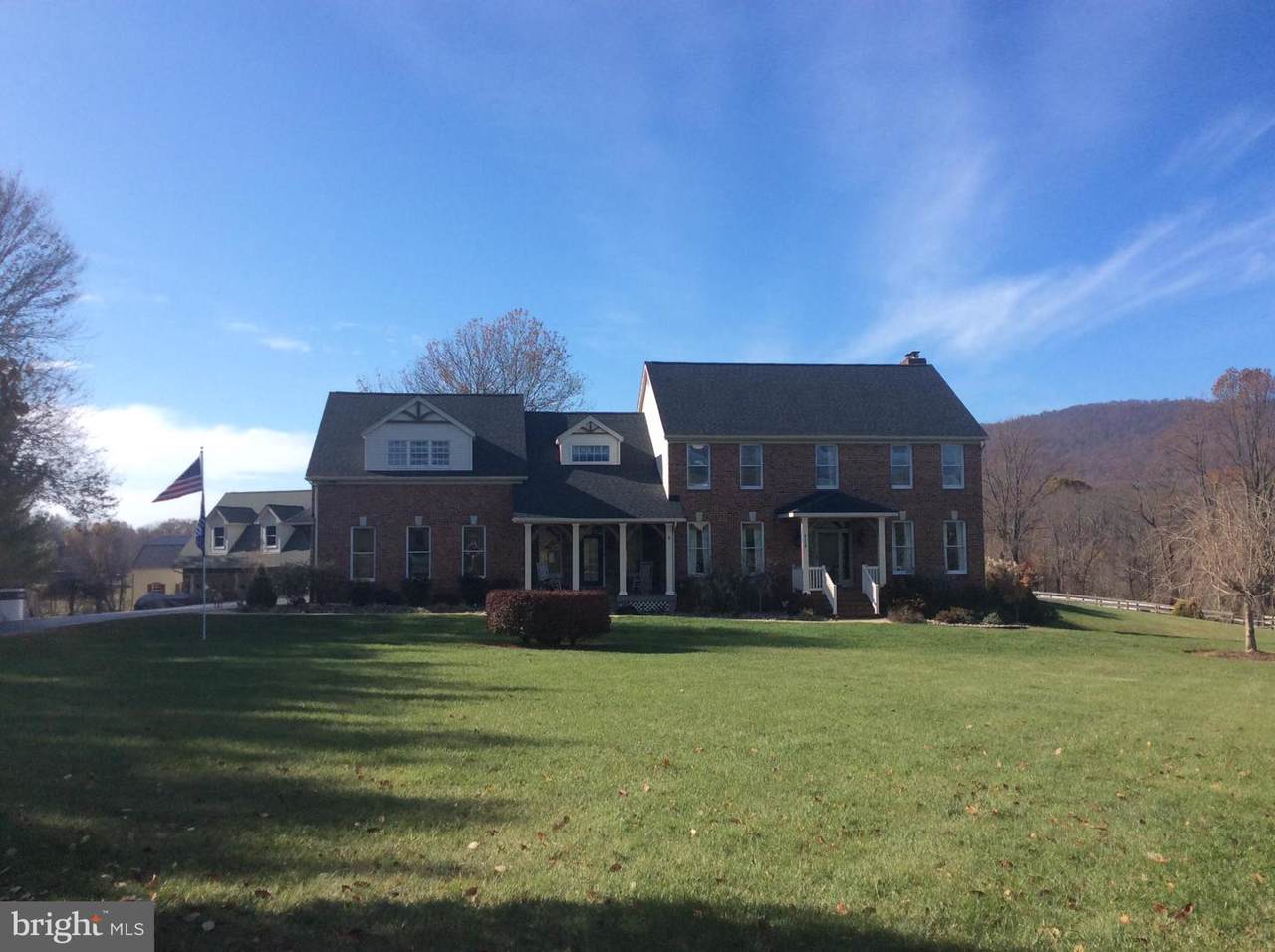 3116 Valley View Court - Photo 1
