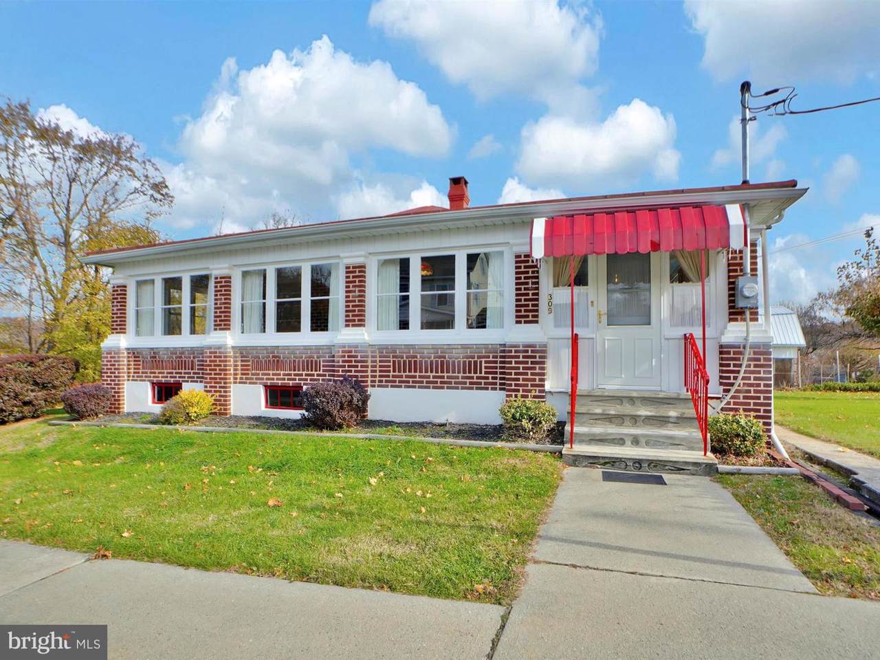 309 Second Street - Photo 1