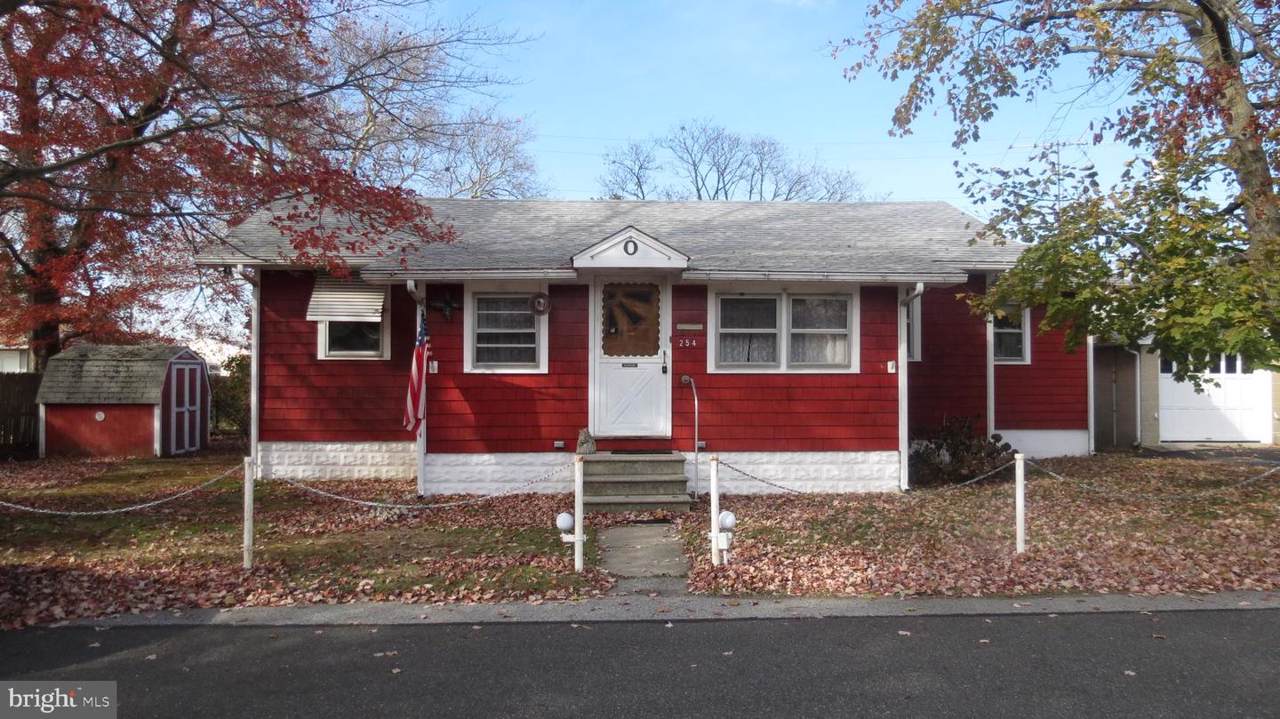 254 H Street - Photo 1