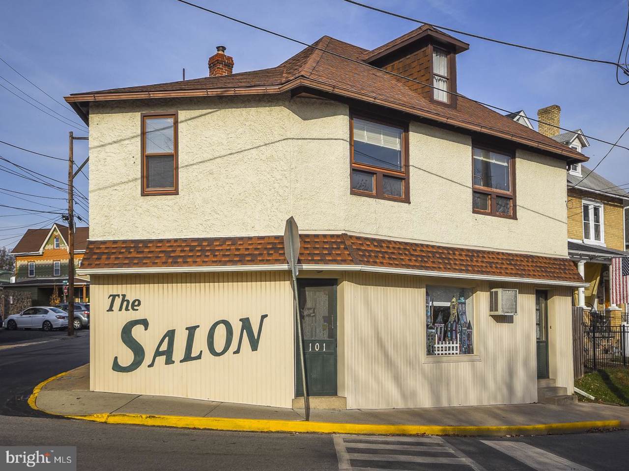 105 Mattison Avenue - Photo 1