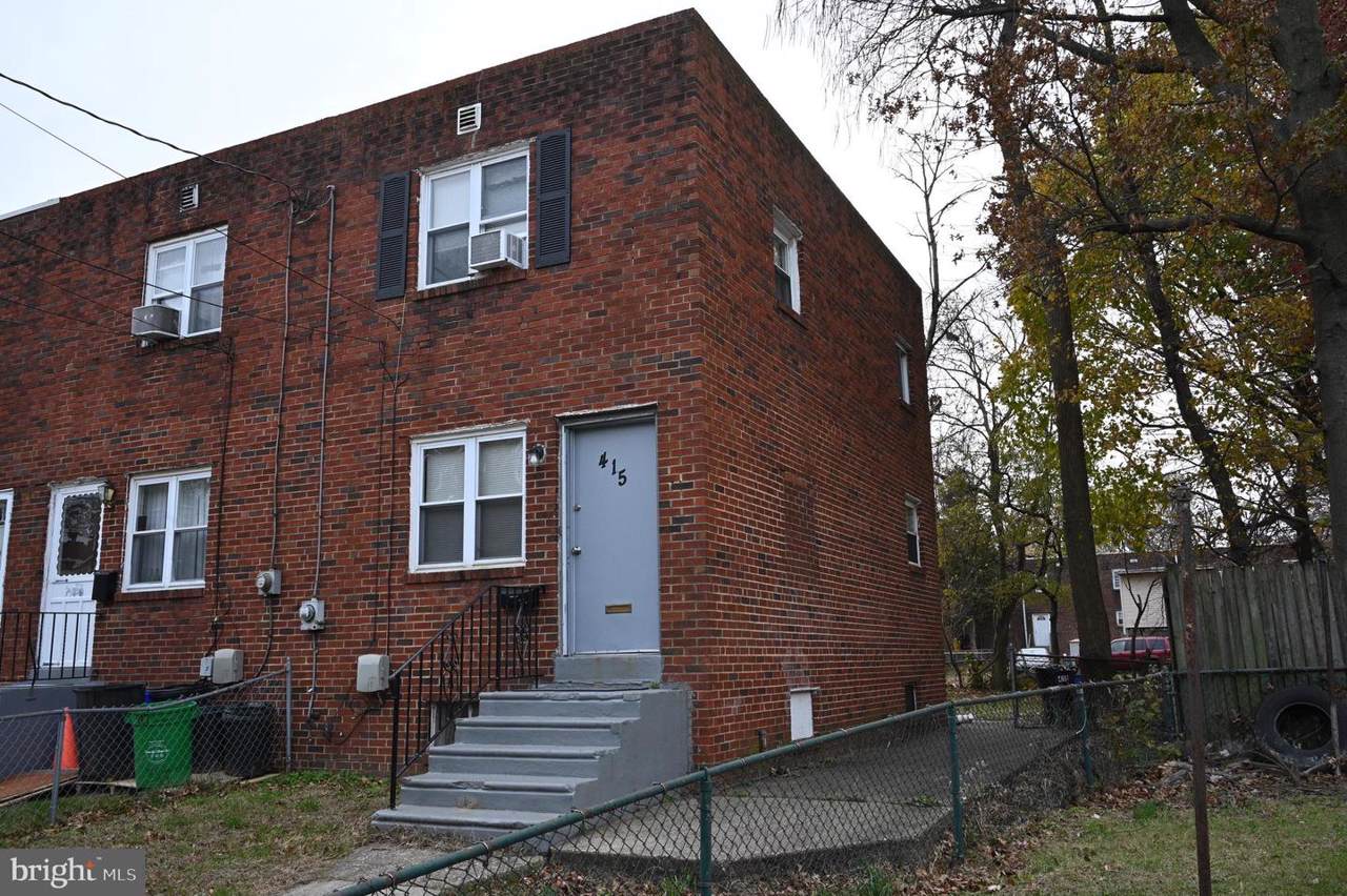 415 Garden Avenue - Photo 1