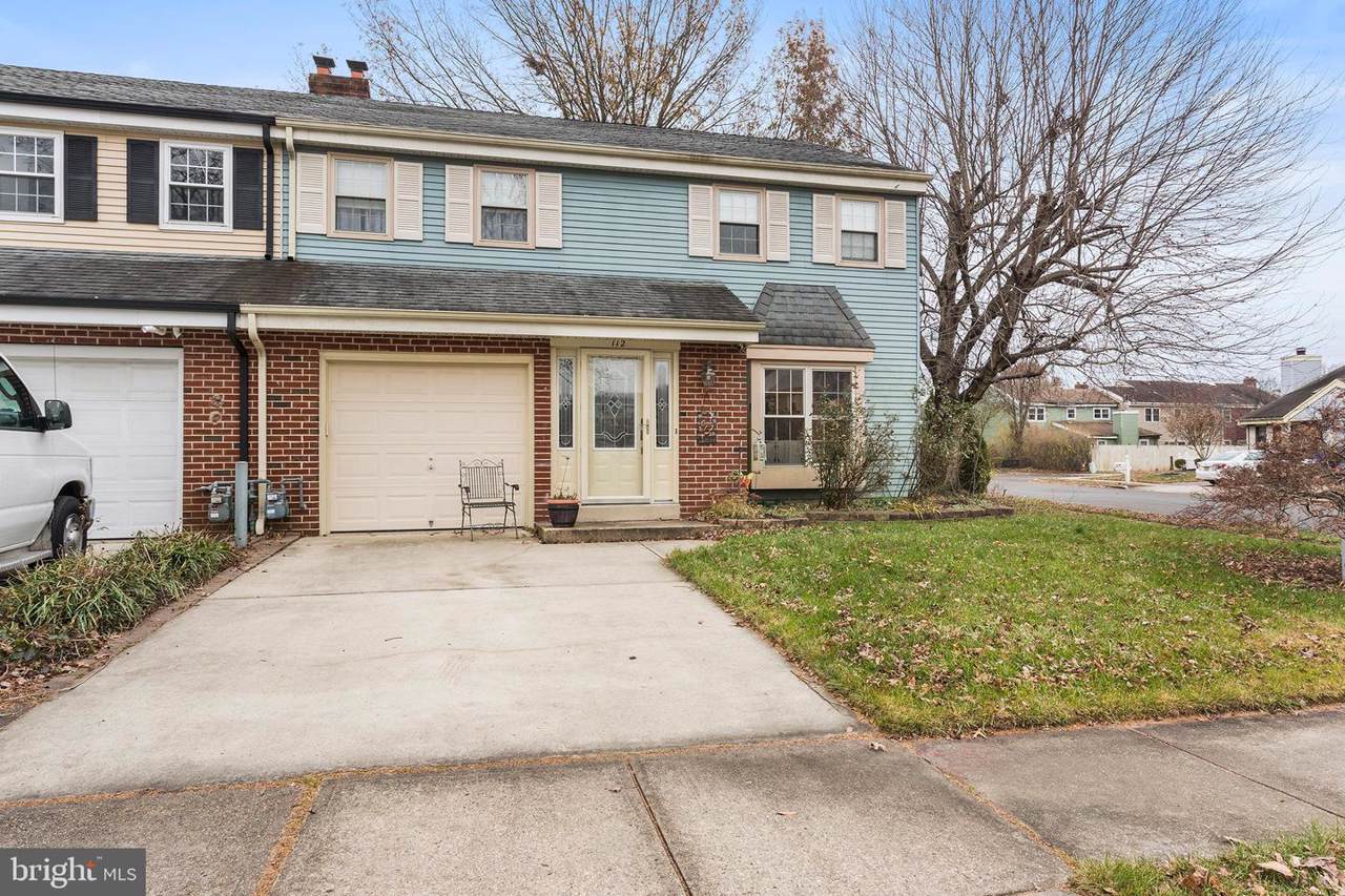 112 Eton Lane - Photo 1